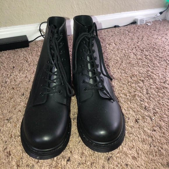 black combat boots - Picture 2 of 4